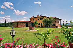 Toscana Italia source:http://www.flickr.com/photos/toprural/3384547847/